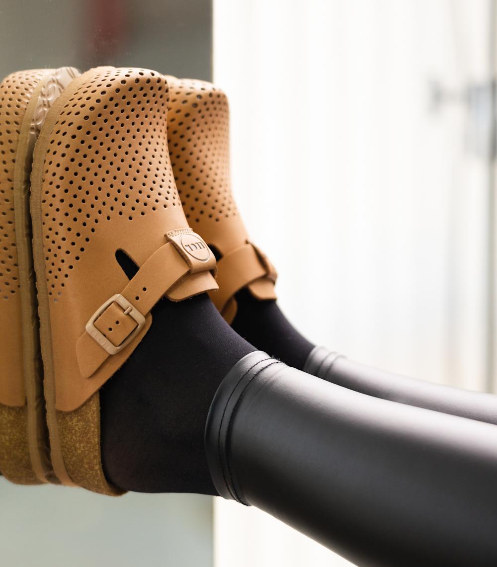 4250 Leon Comfort Saboti piele naturala - dama